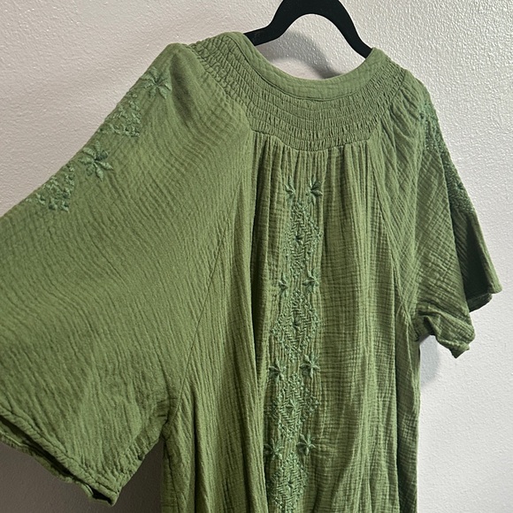 Lucky Brand Olive Green Smocked Top - Picture 10 of 14